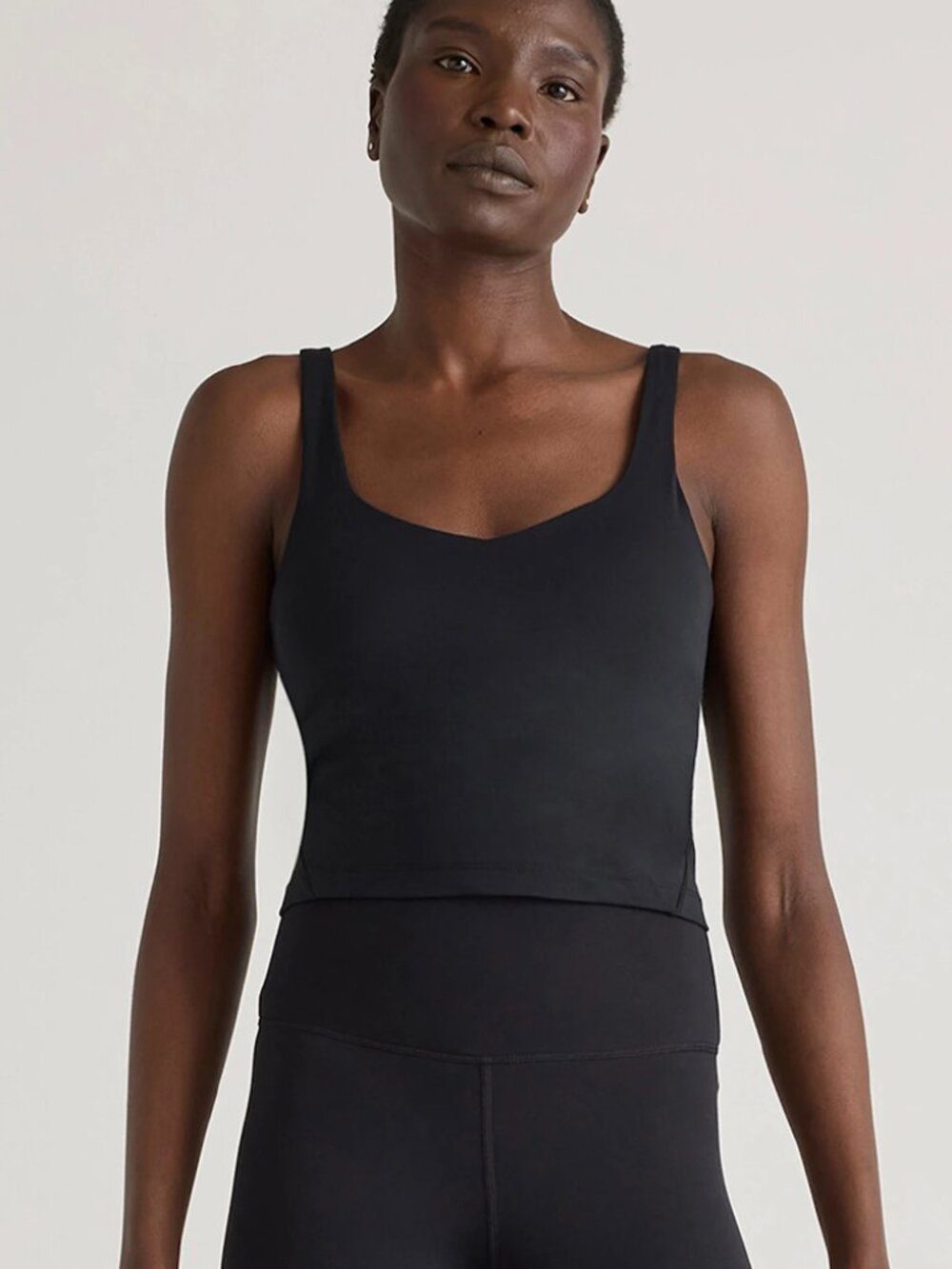 Quince Ultra-Form V-Neck Cropped Built in Bra Tank Top - Black / Large